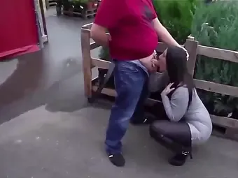 iki Seksi Transseksüel Bir Politikacı Tarafından Sikiliyor